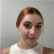 Profesora de la mayoría de asignaturas, hasta 2º-3º ESO